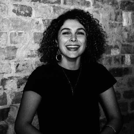 Ozge Luna Sahin
