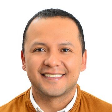 Carlos Tonguino
