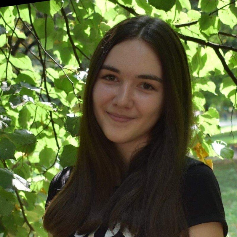 Erőss Helga Enikő
