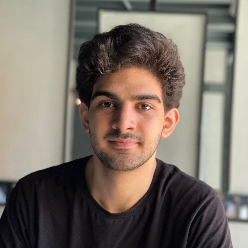 Koorosh Komeili Zadeh