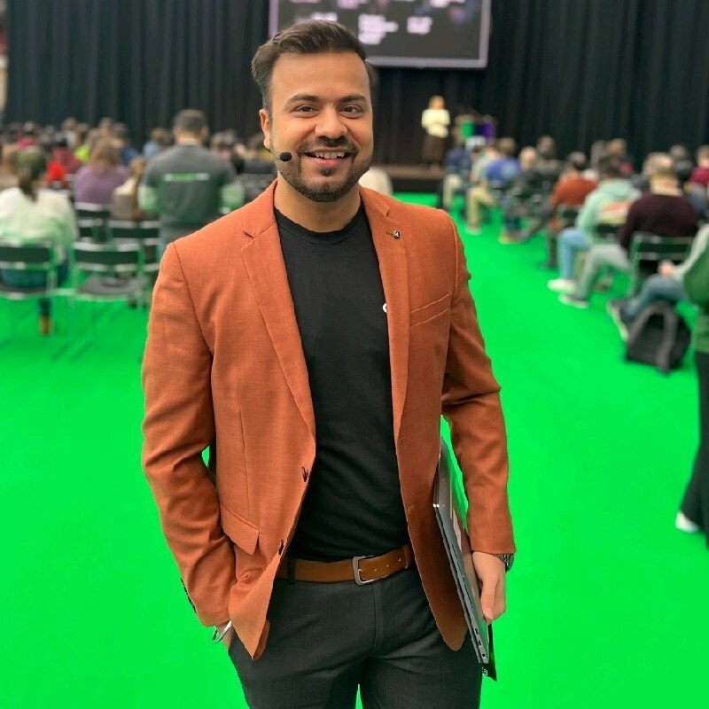 Siddharth Thawani