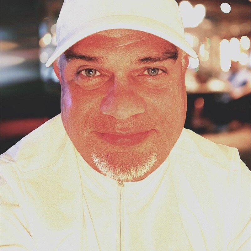 Luis Eduardo Colon