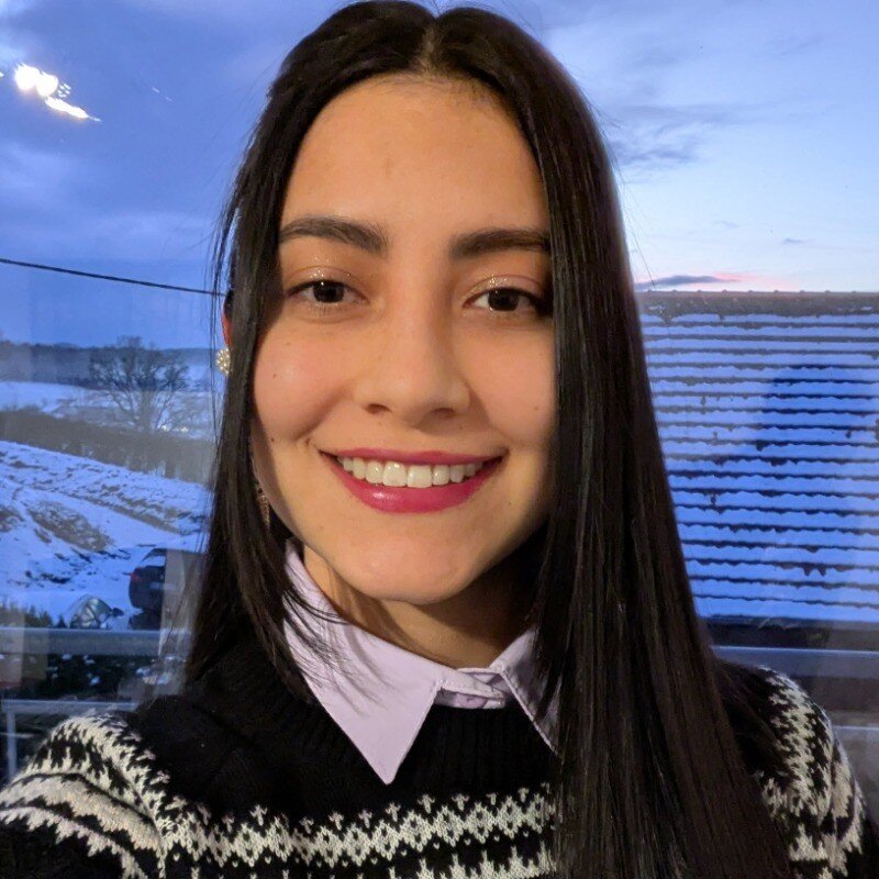 Alejandra Paris Corrales