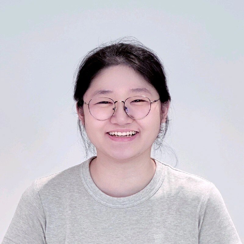 Zoe Zhong