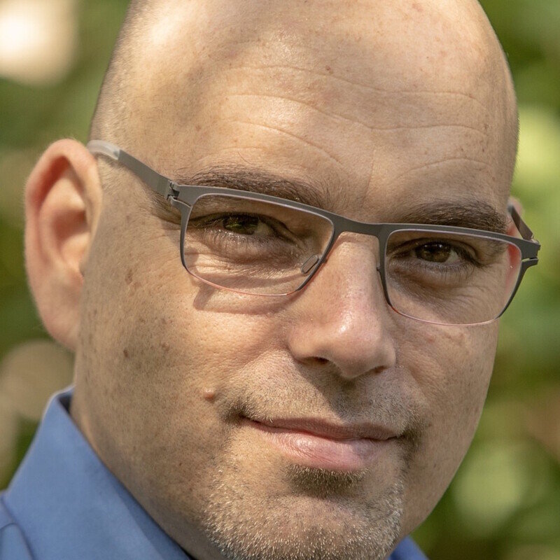 Gil Raviv
