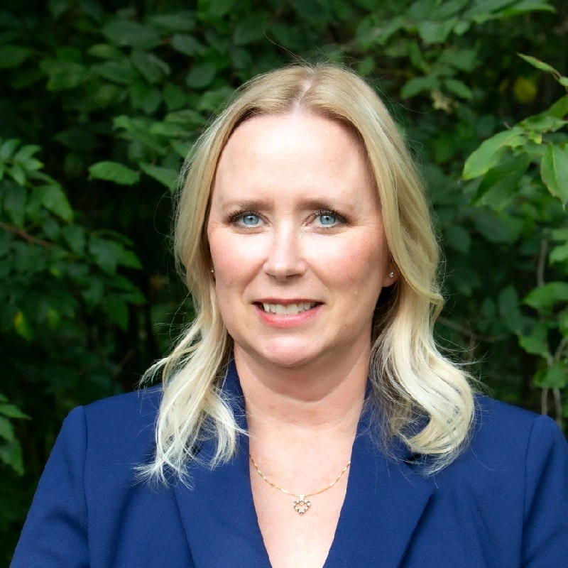 Valerie McKain