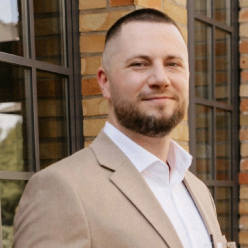 Tobias Busch