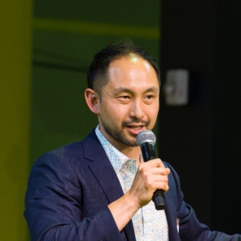 Raymond Lee