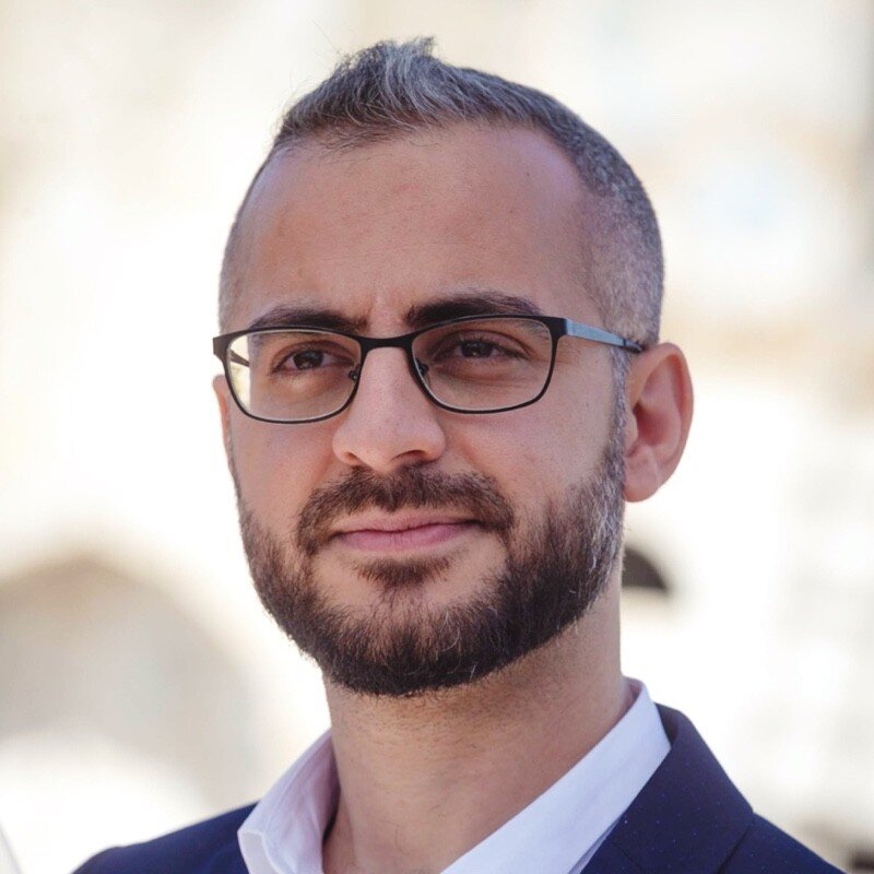 Aharon Ravia