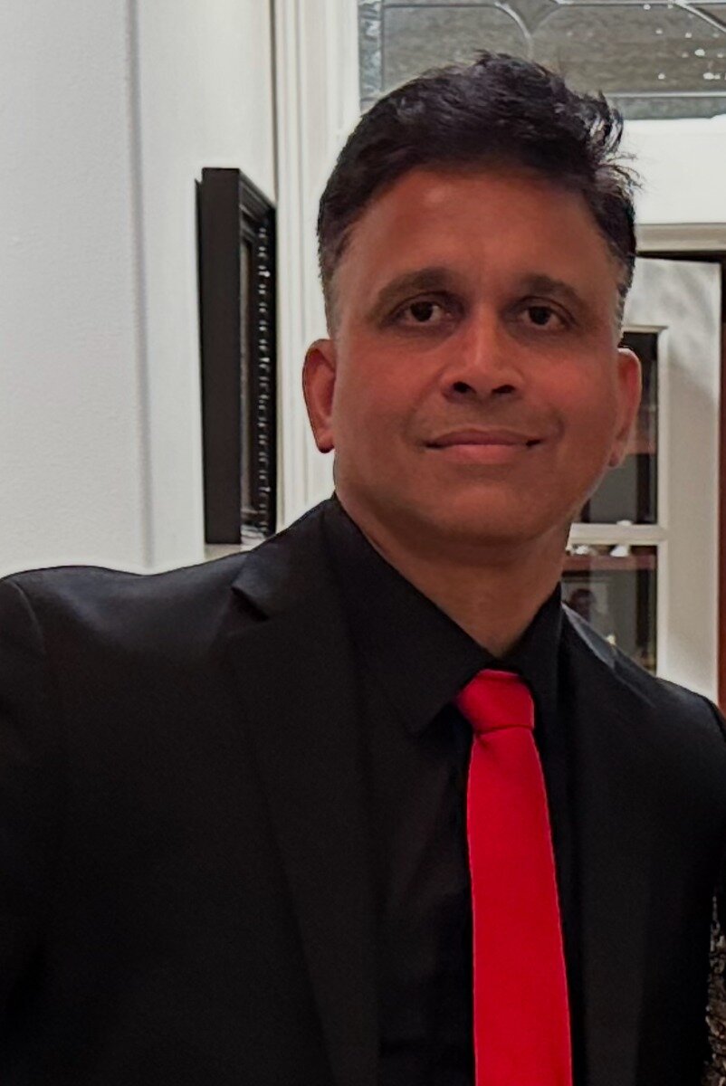 Vamsi M Sistla